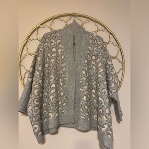 Anthropologie Akemi+Kin Hadley Kimono Sweater Dolman Cheetah Leopard Print